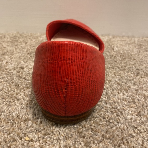 Alice + olivia red pointed toe leather flats. Size 40. - Picture 5 of 12